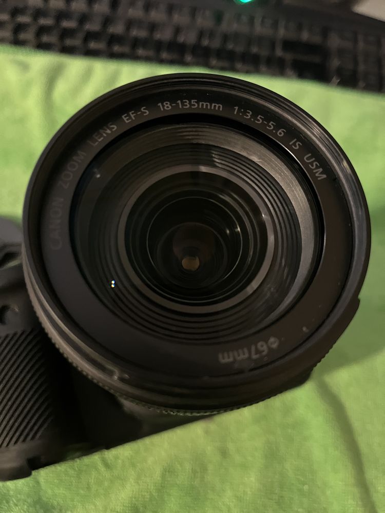 Фотоапарат Canon 80D с обектив 18-135mm usm