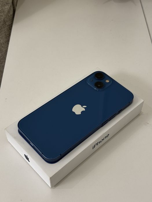 IPhone 13 в хорошем состоянии