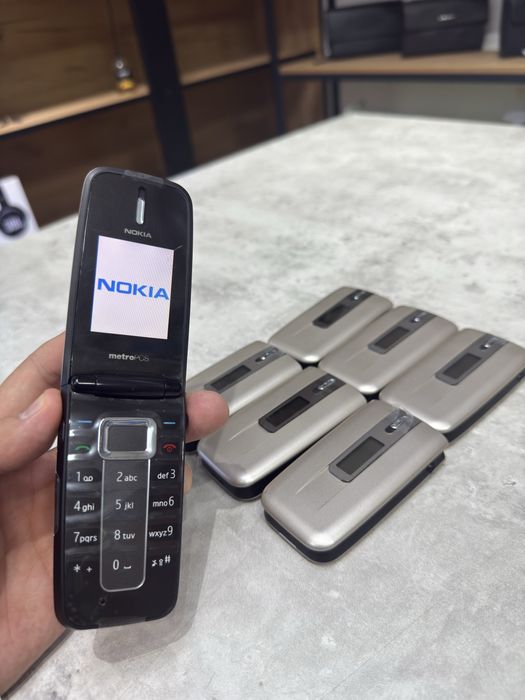Perfectum Nokia 1606 новый