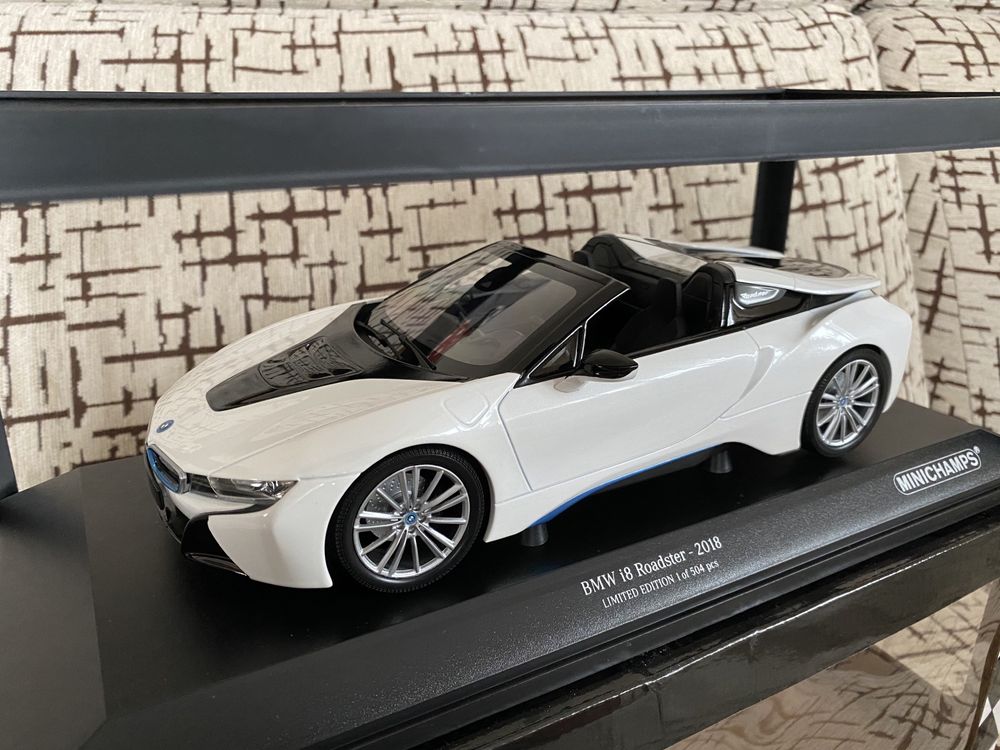 MINICHAMPS BMW i8 2018 machetă auto scara 1:18 limited ed 504 buc