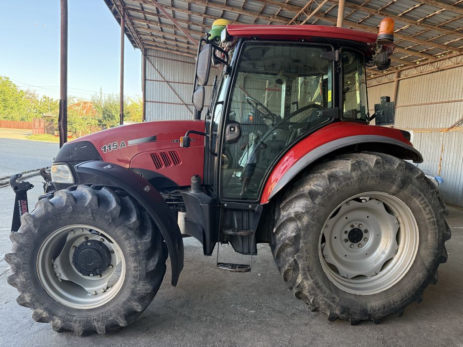 Case farmall 115A
