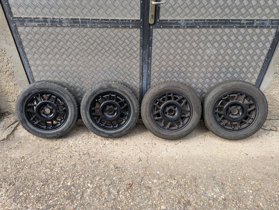 Set de 4 jante aliaj cu cauciucuri de iarna 185/60/R14