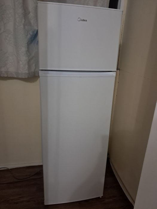 Холодельник  Midea