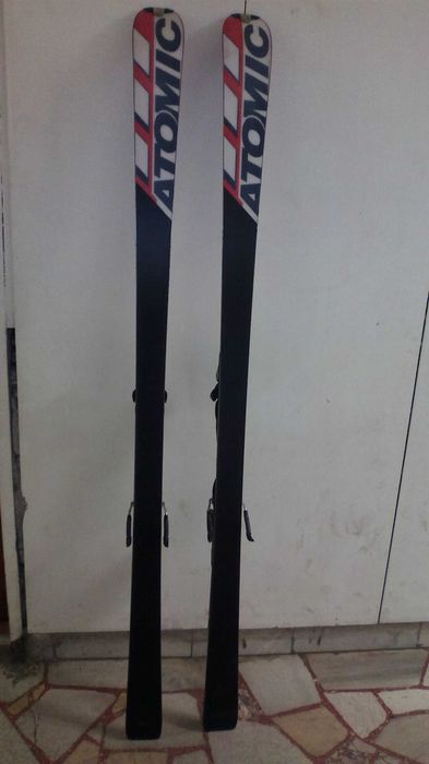 Ски: ATOMIC RACE GS12: 175; НОВИ: VOLKL Racetiger GS Speedwall 188.