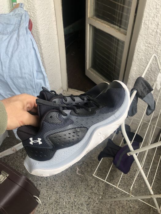under armour обувки 40