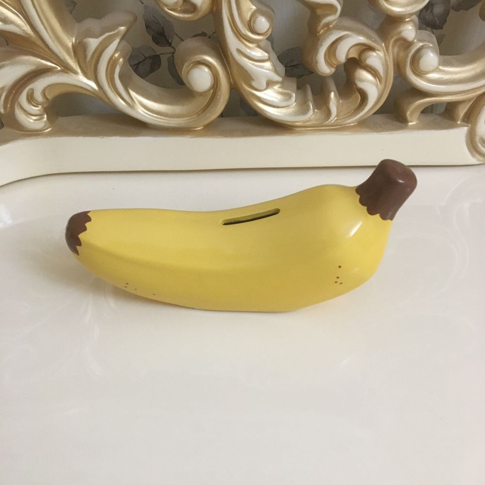 Копилка банан