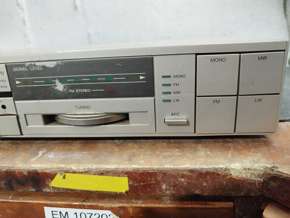Tuner / Receptor / Receiver radio stereo marca DUAL model CT3510