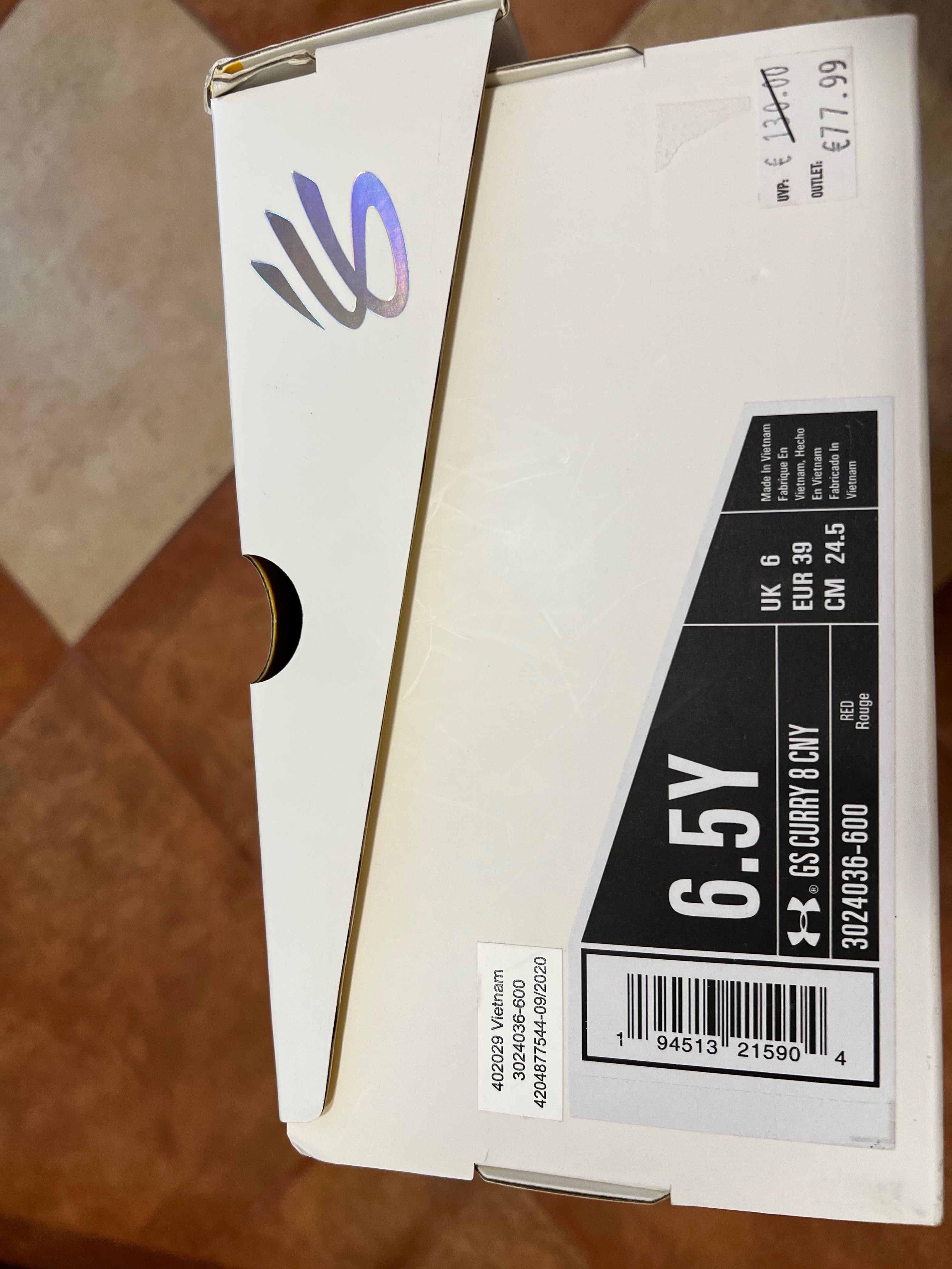 Adidasi Under Armour GS Curry 8