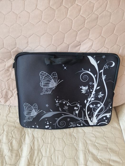 Чанта за лаптоп с пеперуди