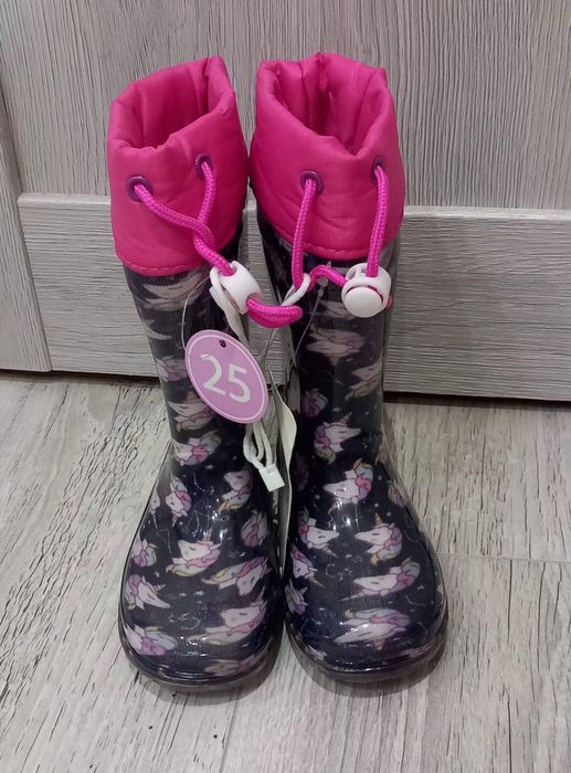 Нови топли ботушки с Еднорози