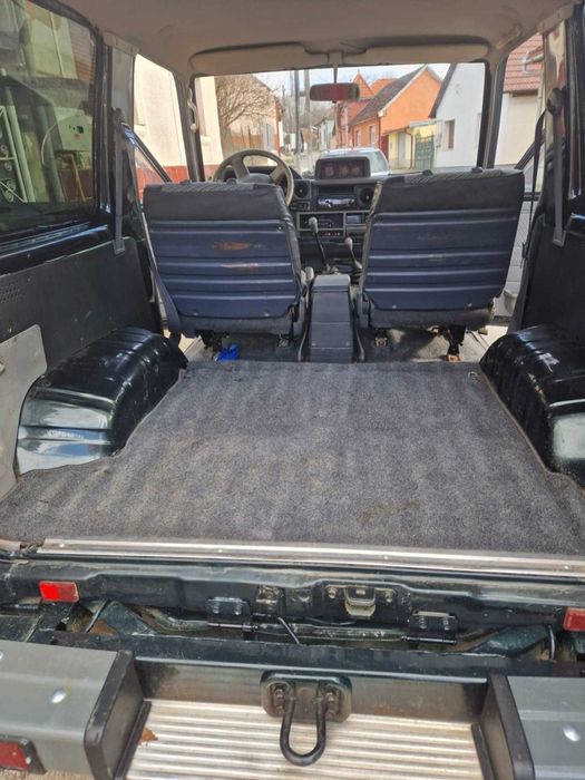 Toyota Land Cruiser J70