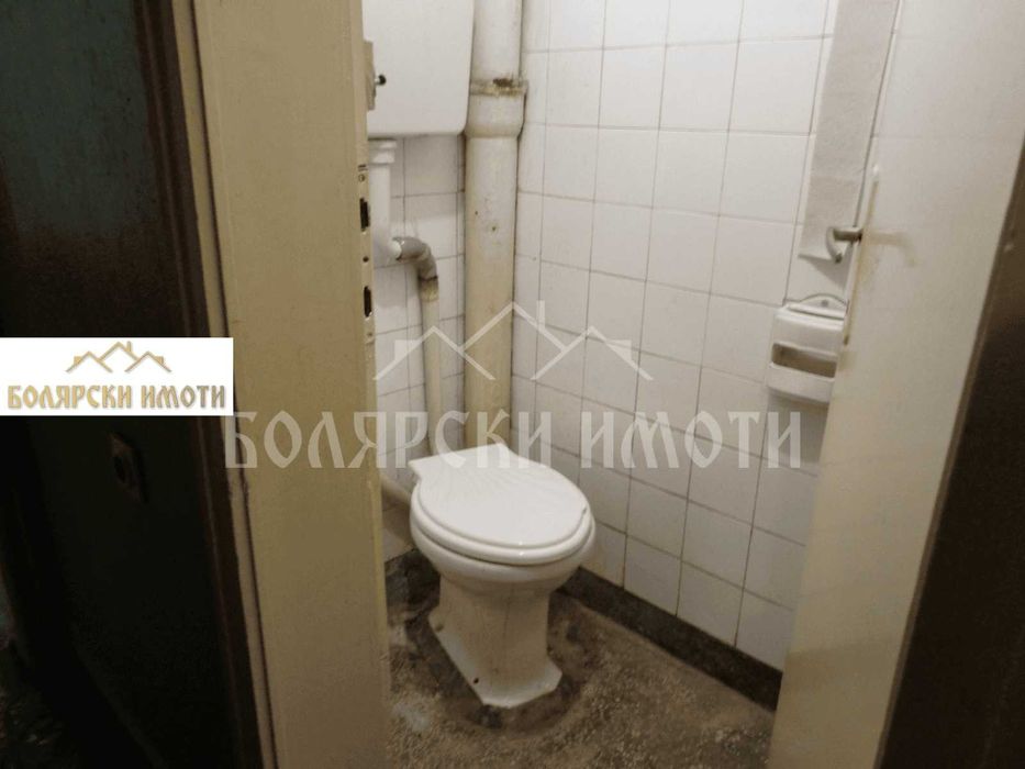 Продава се Многостаен апартамент в Велико Търново, Център - 122 кв.м за 1260 €/кв.м - Снимка #8