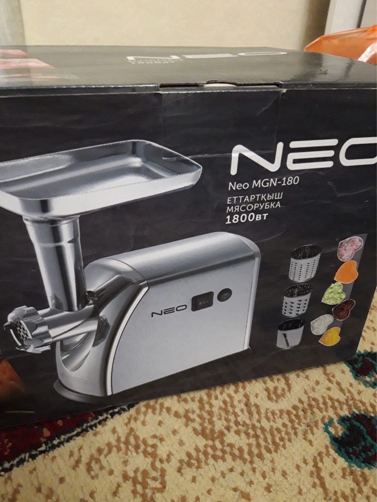 Мясорубка NEO MGN 180