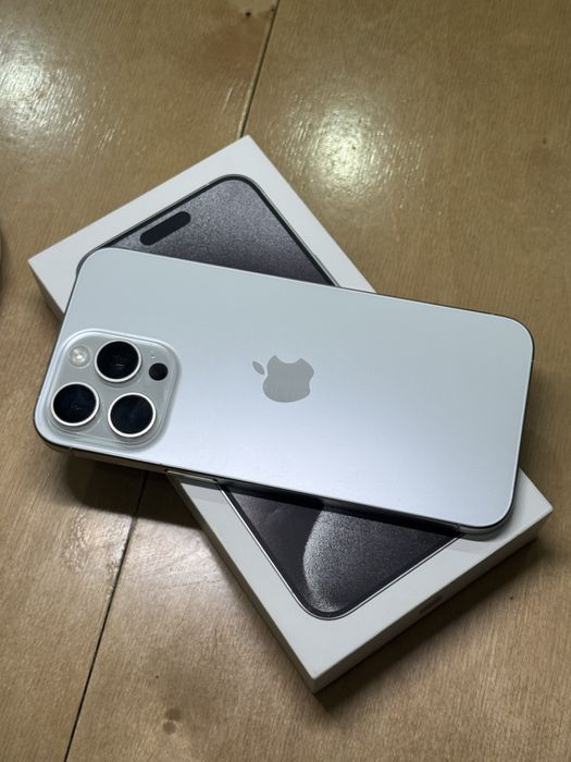 Продаю iphone 15 pro max 256gb