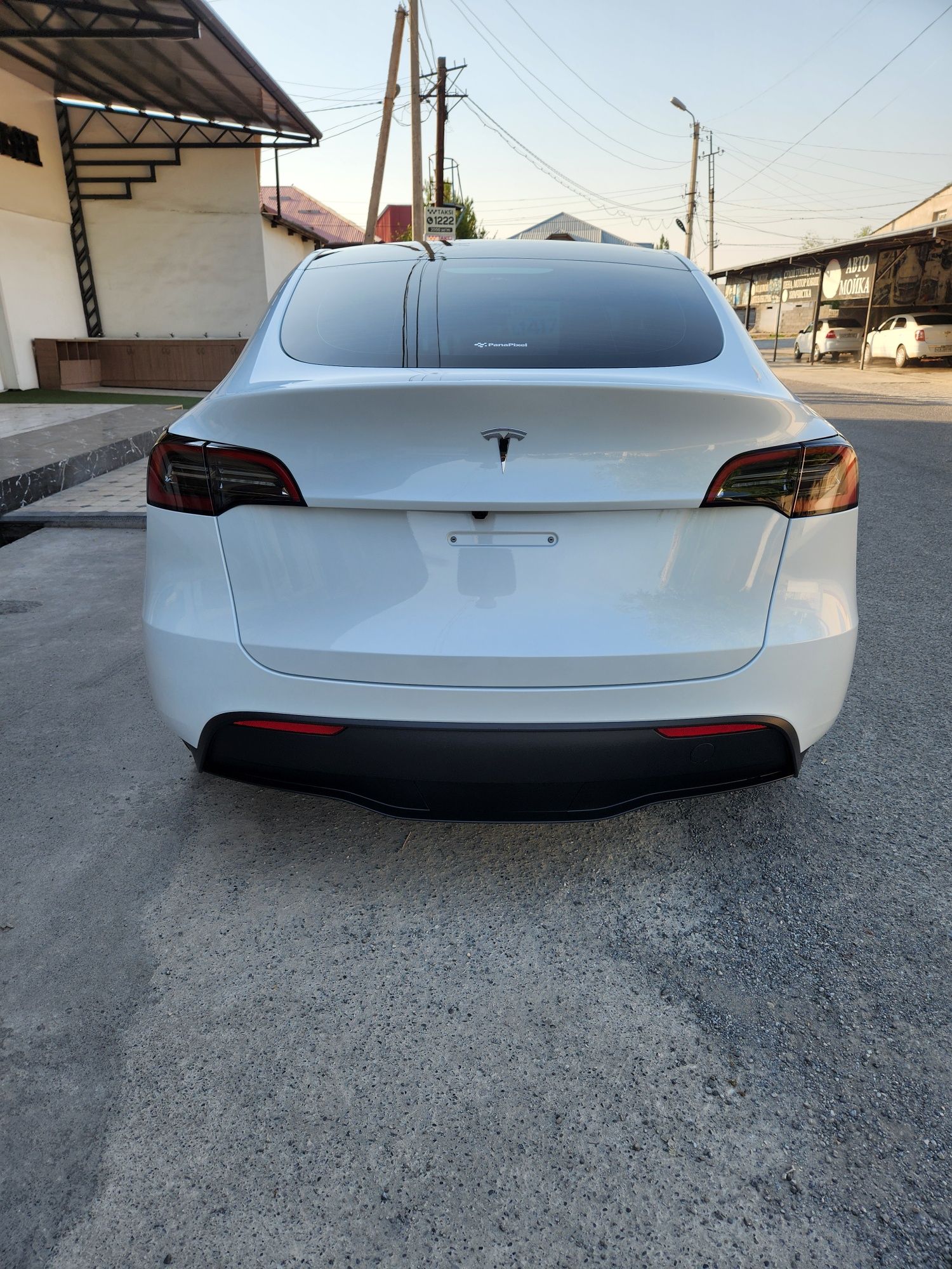 Tesla model Y RWD