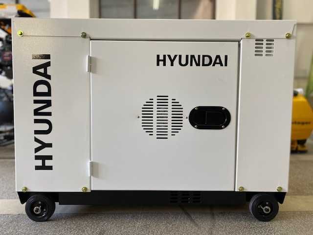 Generator Curent Hyundai DHY-8600SE 230V Putere 6.3 kVA Conector Solar