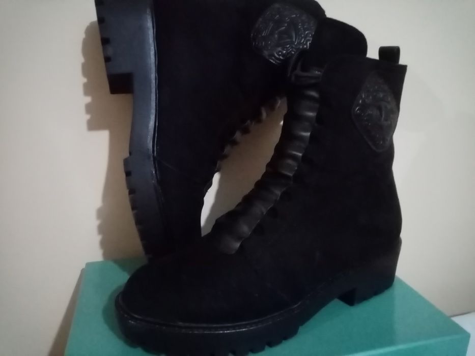 НОВЫЕ, замшевые ботинки, Турция.