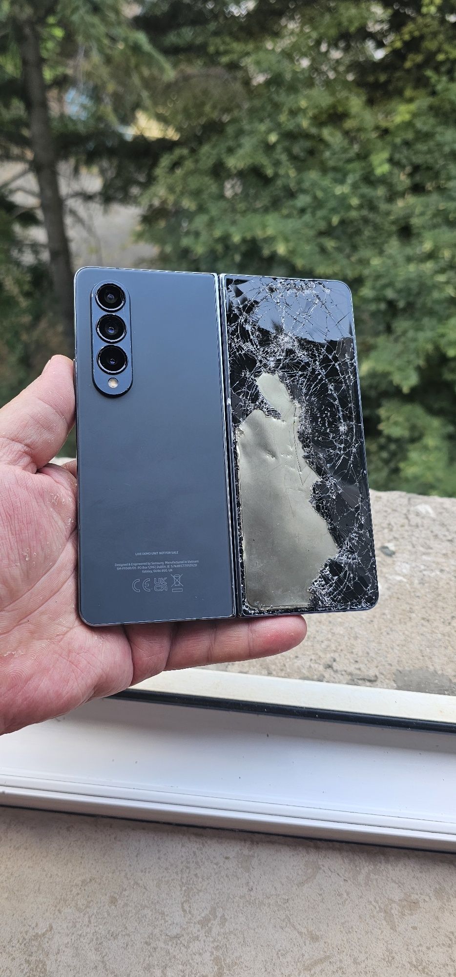 Samsung Galaxy Z fold 4 256 GB