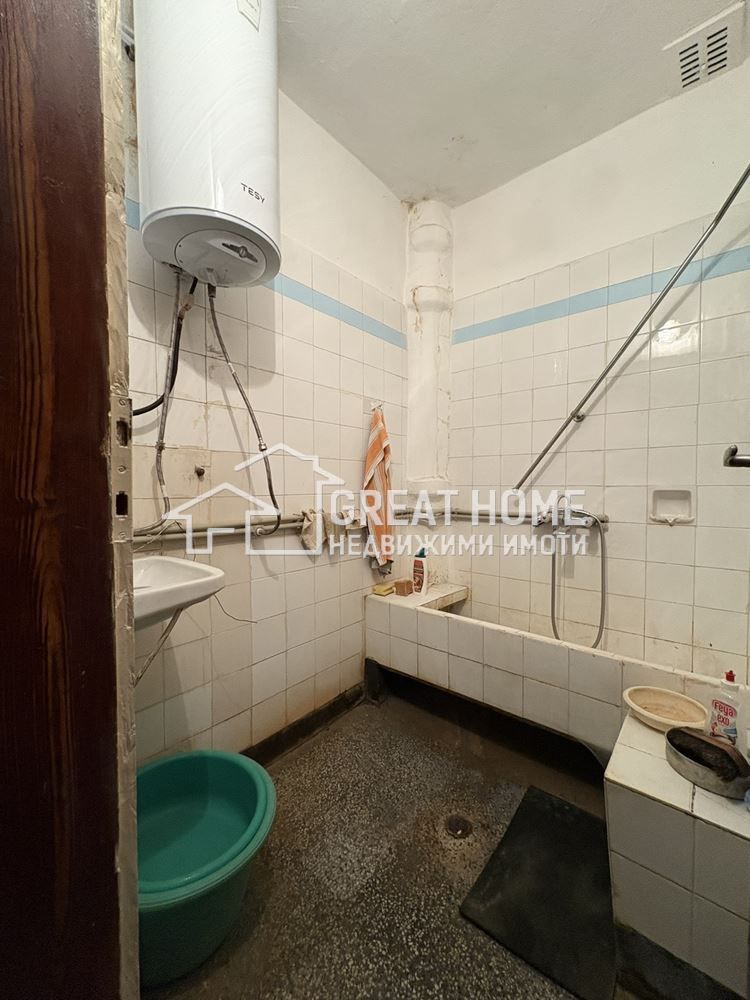 Продава се Многостаен апартамент в Търговище, Център - 120 кв.м за 1250 €/кв.м - Снимка #8