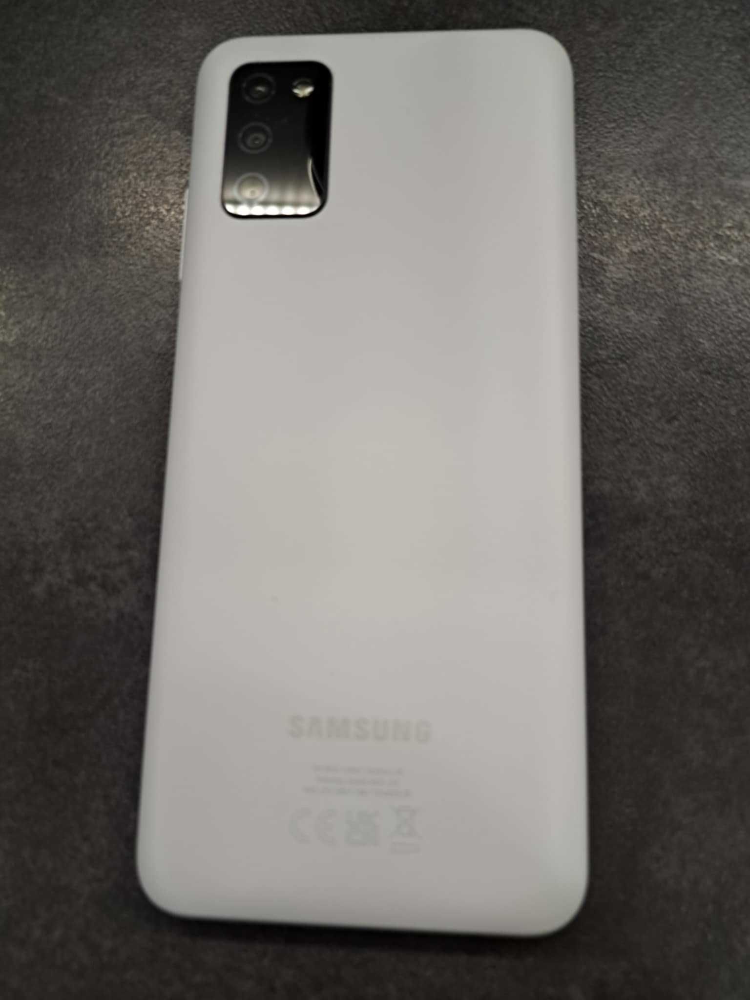 Продавам мобилен телефон Samsung Galaxy A03s