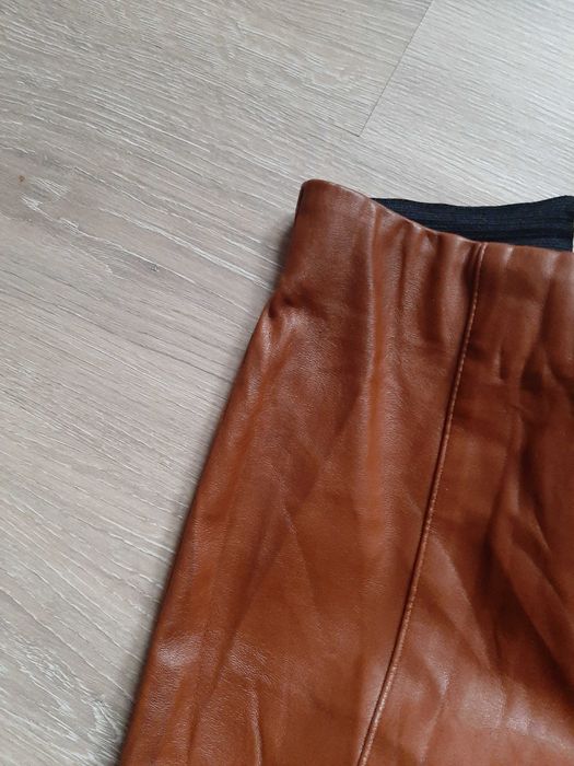 Pantalon imitație piele