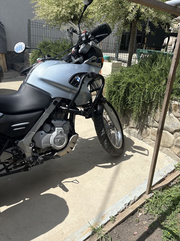 Motocicleta BMW F 650 GS