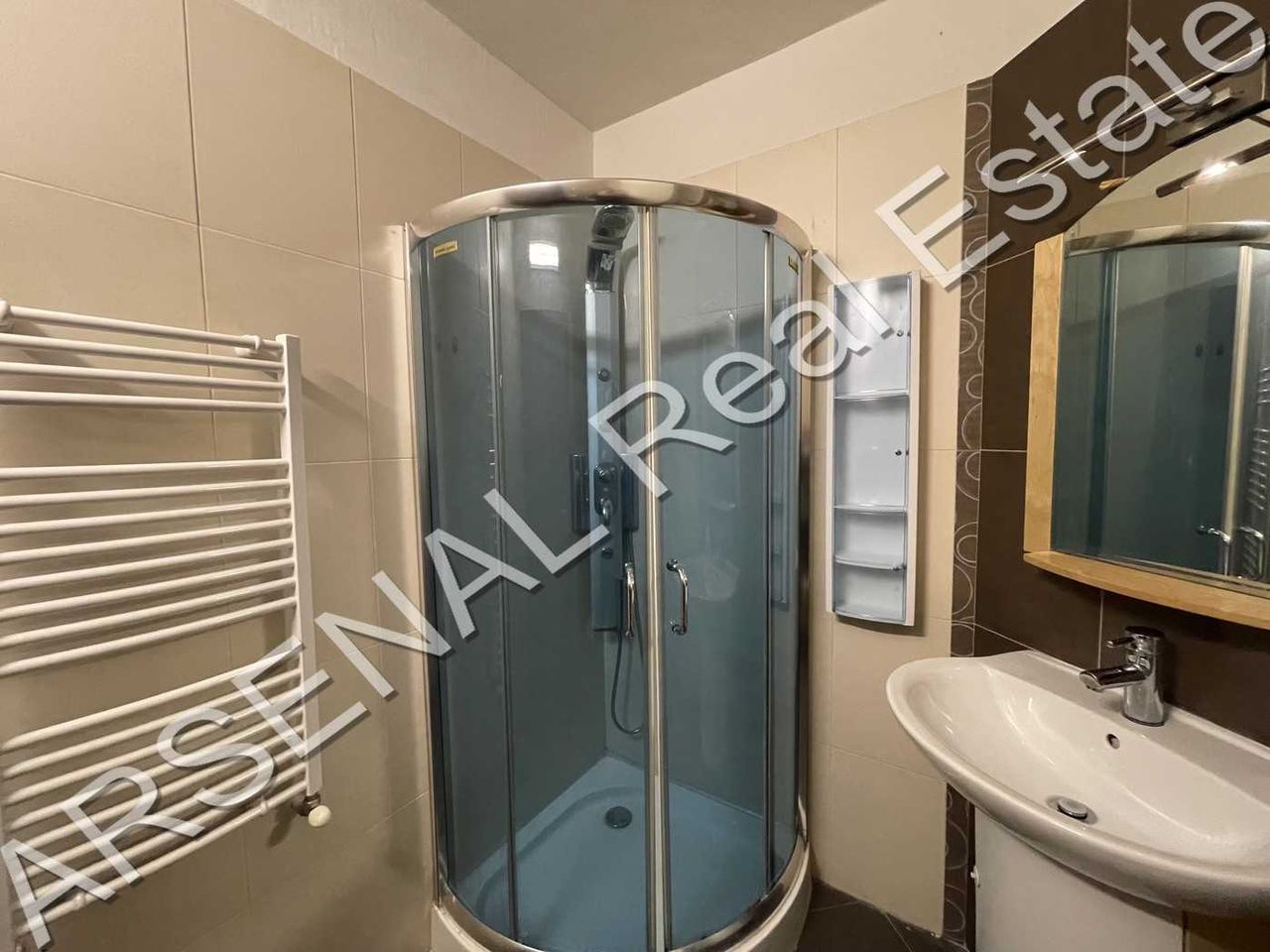 Дава се под наем Тристаен апартамент в София, Стрелбище - 134 кв.м за 700 € - Снимка #7