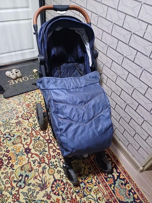 Детская коляска хорошем состоянии