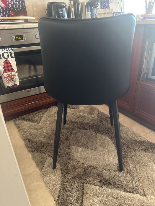 Стол за трапезаря 4 бр