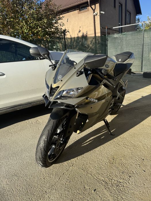 Yamaha Yzf-R125, culoare unica