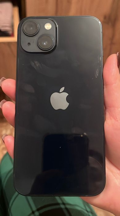 Продам iPhone 13, писать на ватсап