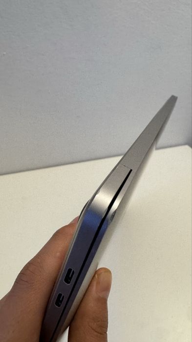 Продается MacBook Pro M1 2020 c мышкой и полным комплектом