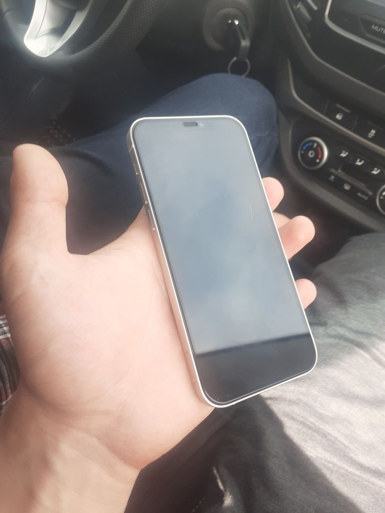 Iphone 12 128 ideal