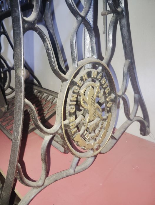 Masina cusut singer, elecric