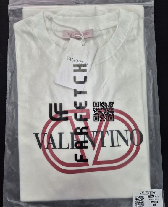 РАЗПРОДАЖБА! Оригинална мъжка тениска Valentino Garavani - Размер Л