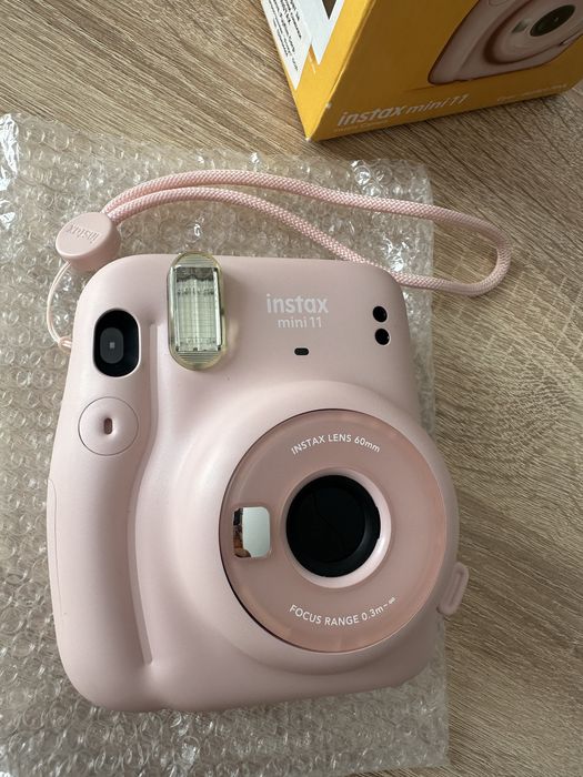 Моментен фотоапарат Instac mini 11
