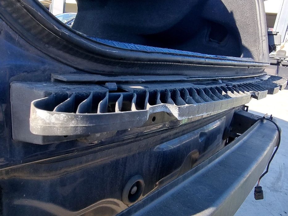 Suport central bara spate Volkswagen Passat B8 (3G2) [Fabr 2015-prezen