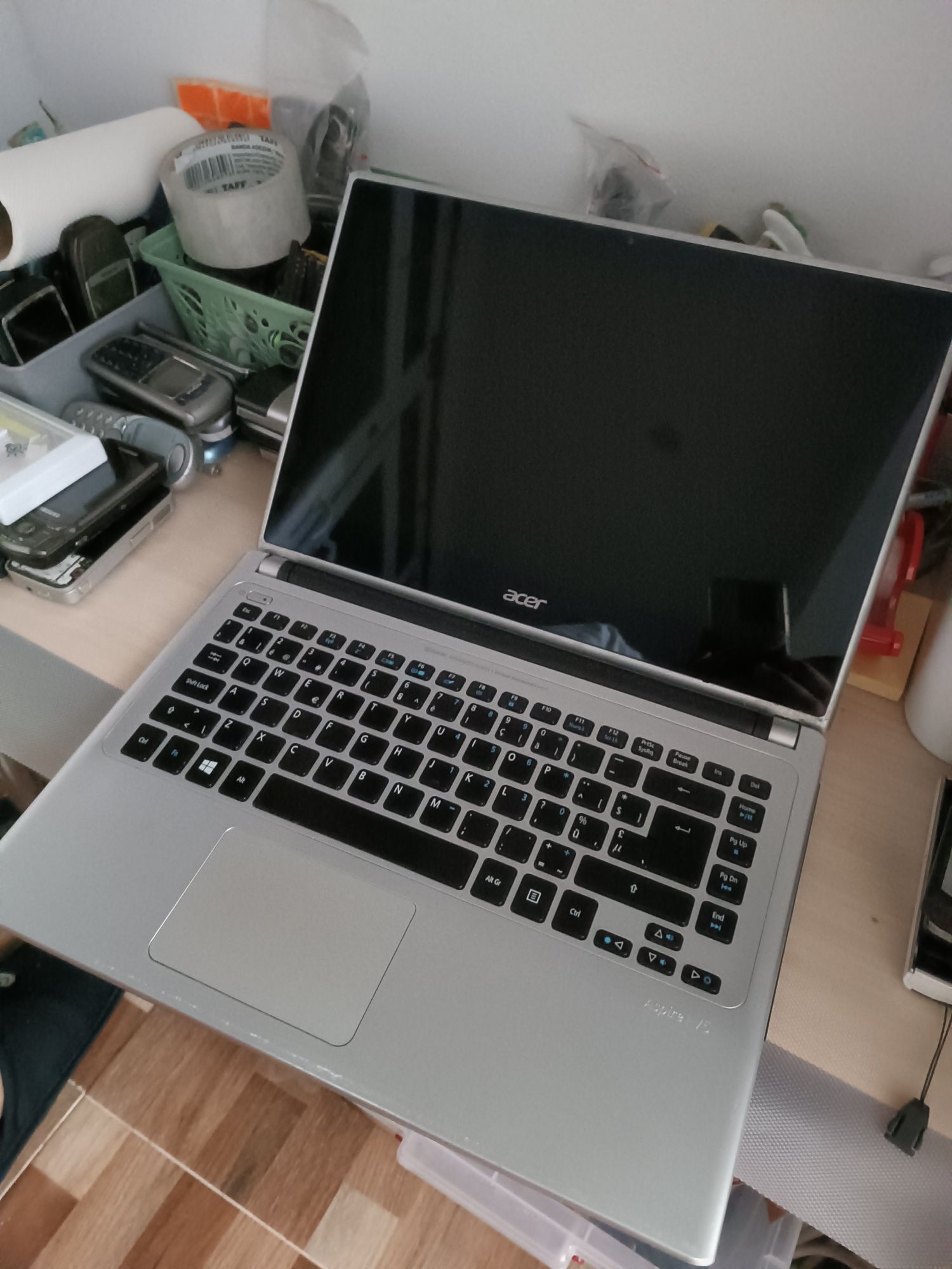 Laptop Acer Aspire V5