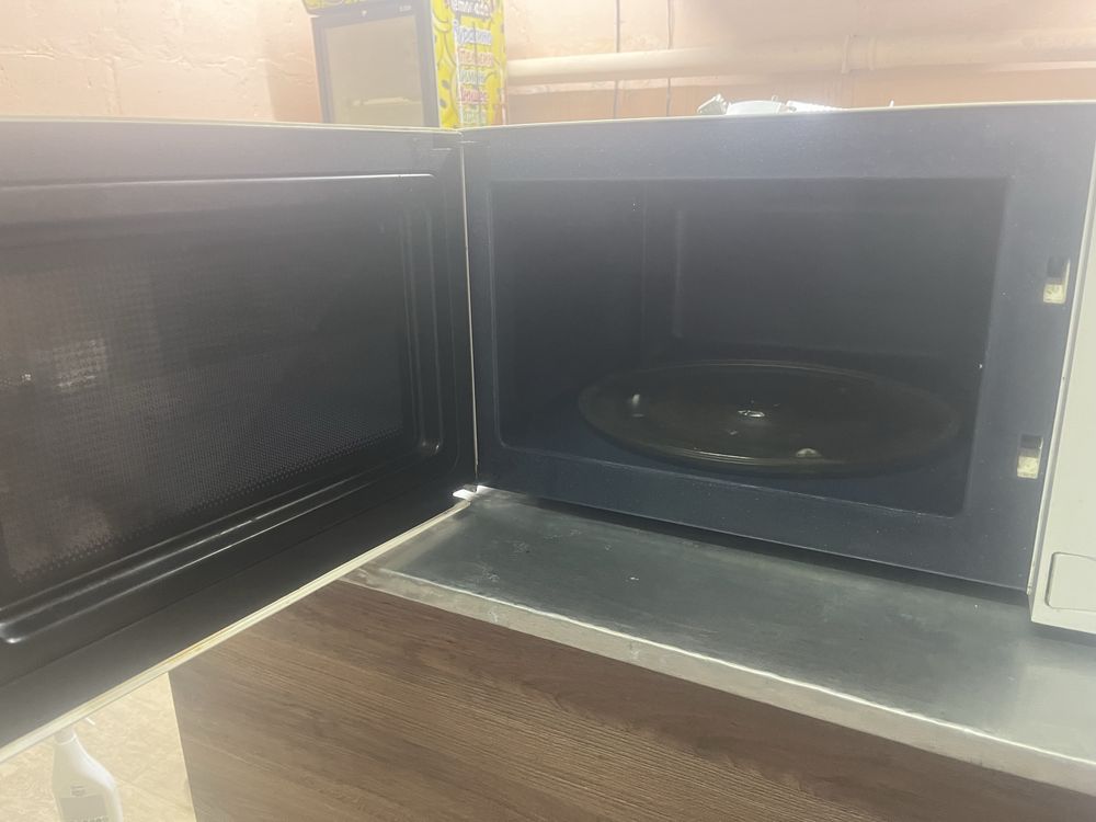 Продам микроволновку