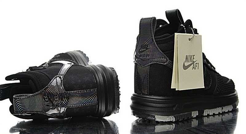 Мъжки обувки Nike Lunar Force 1 Duckboot размери 42,43,44 black