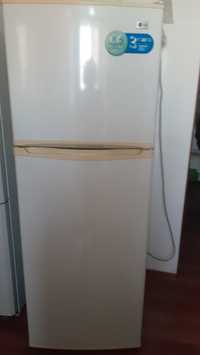Продается холодильник LG ,б/у, в хорошем состоянии.