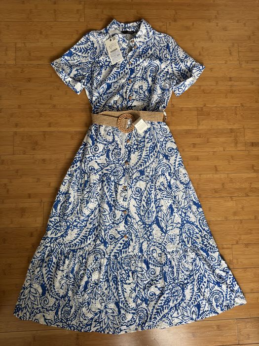 Раирана рокля тип риза с колан Zara