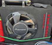 Se vinde subwoofer pioneer