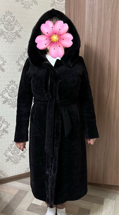 Шуба мутоновая (отделка из норки)