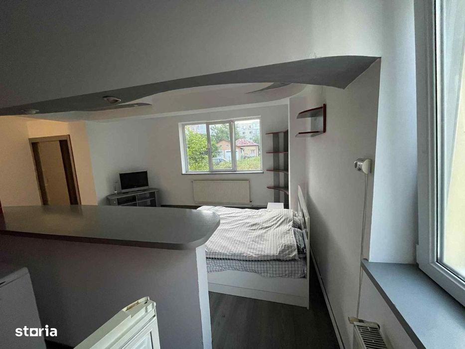 Garsoniera de vanzare in Trivale