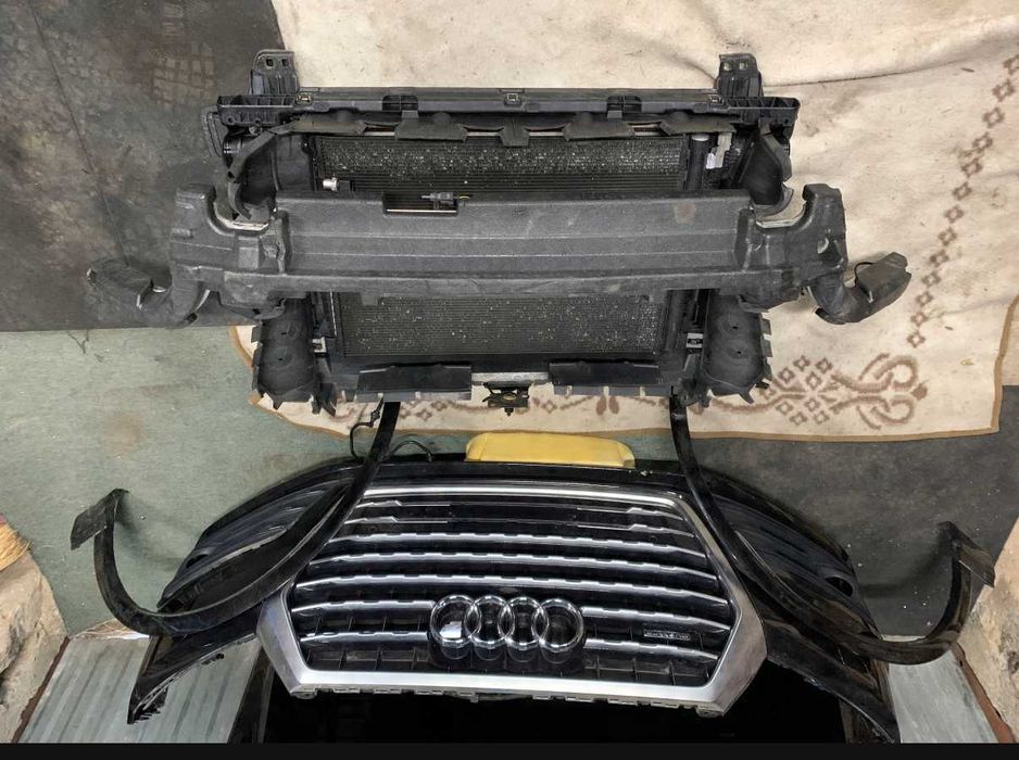 Предница броня капак калници фарове радиатори Audi Q7 4M 3.0tdi S-Line
