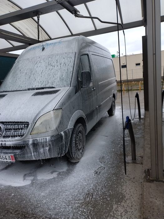 Vând mucrobuz în stare bună