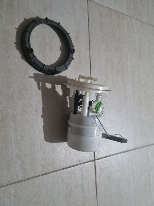 Pompă motorina rezervor peugeot 407 2.0 hdi  136 cp