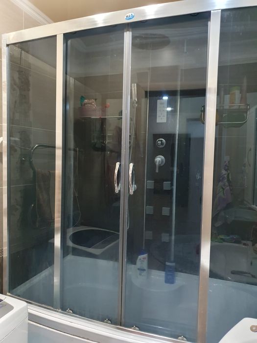 Душевая кабина большая