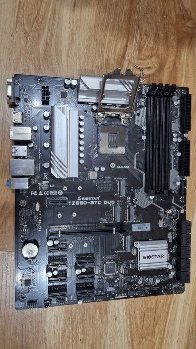 Vand Placa de baza socket 1200 chipset Z590 pt Gen 10/11 la 500lei